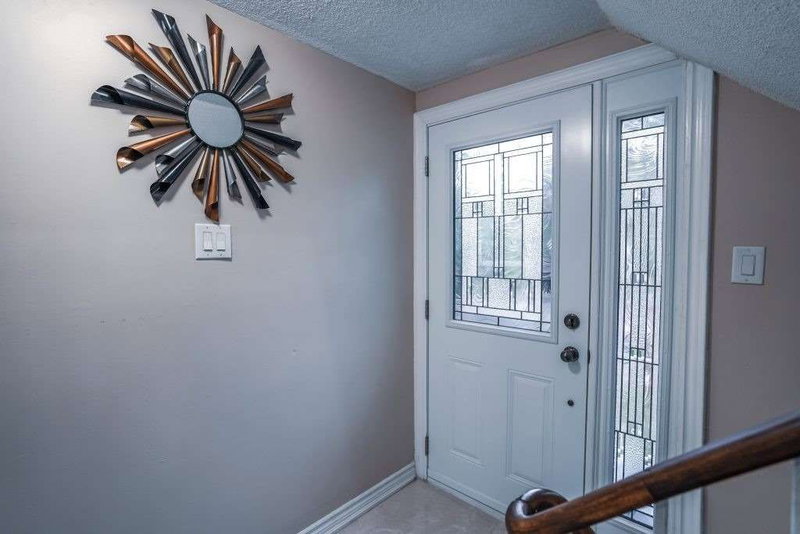 1378 Everton St, Pickering, L1V2T8 | Image 3