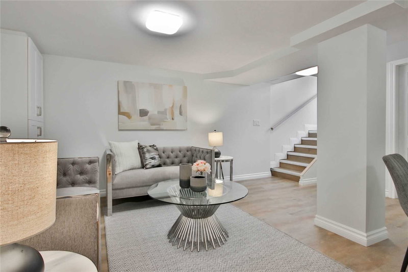 Lower - 1328 Sharbot St, Oshawa, L1J1K2 | Image 2