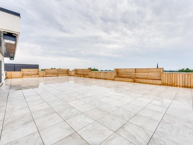 301 - 109 King Ave E, Clarington, L1B0V5 | Image 2