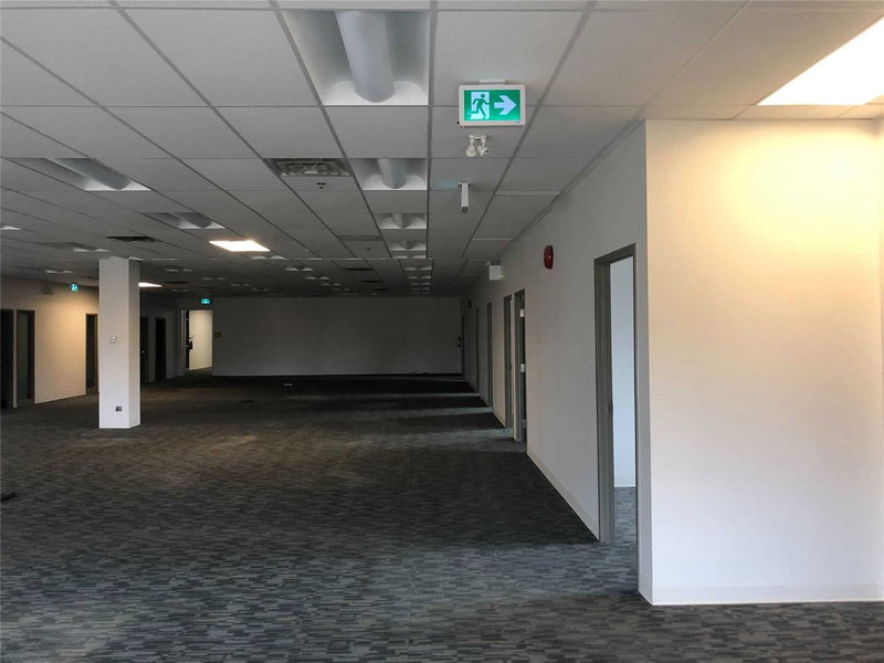 103 - 78 Richmond St W, Oshawa, L1G1E1 | Image 3