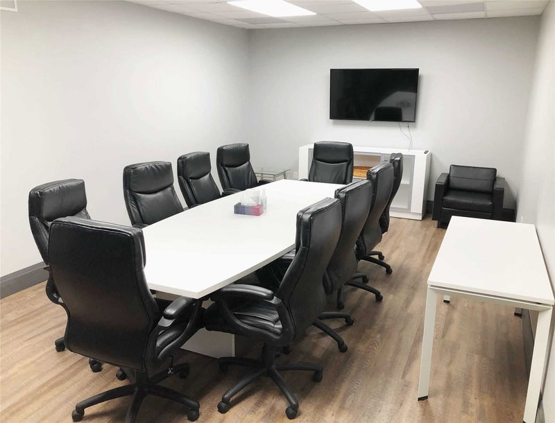 190 Harwood Ave S, Ajax, L1S 2H6 | Image 2