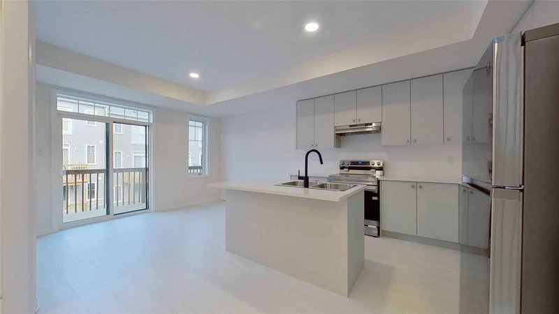 15 Ambereen Pl, Clarington, L1C 5P2 | Image 2