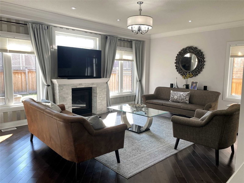 65 Sharplin Dr, Ajax, L1Z0P4 | Image 2