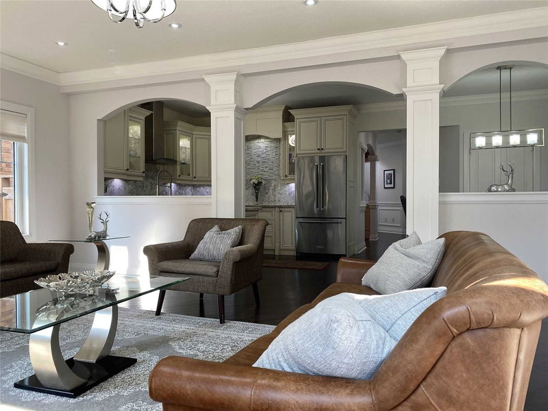 65 Sharplin Dr, Ajax, L1Z0P4 | Image 3