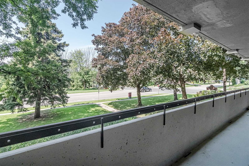 102 - 120 Elgin St W, Oshawa, L1G1S7 | Image 2