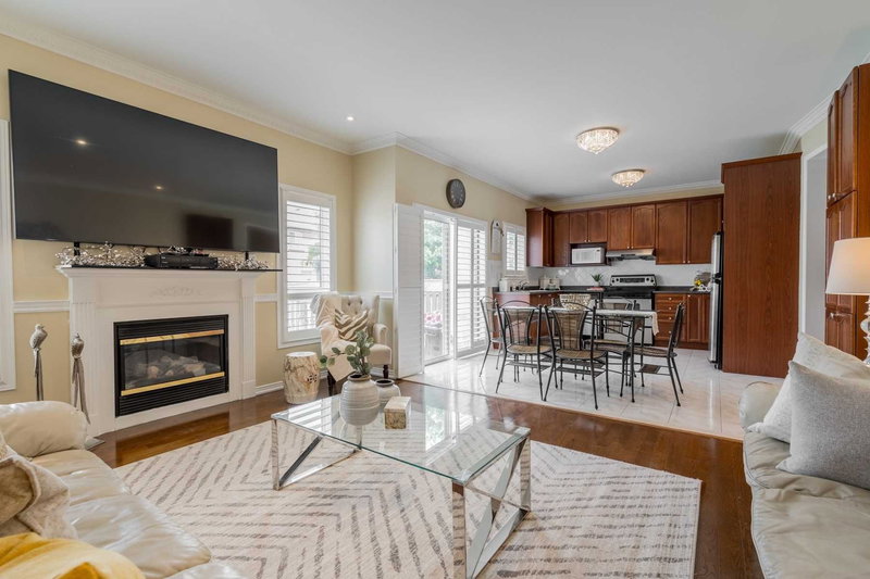 16 Armitage Cres, Ajax, L1T4G6 | Image 2