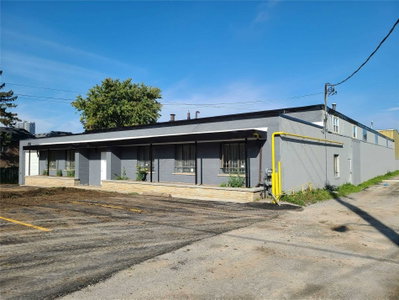 Industrial sold at 38 Milne Avenue, Toronto, Ontario, M1L1K1 - Oakridge - MLS: E5361581