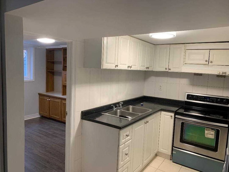 176 Carolbreen Sq, Toronto, M1V1H5 | Image 2