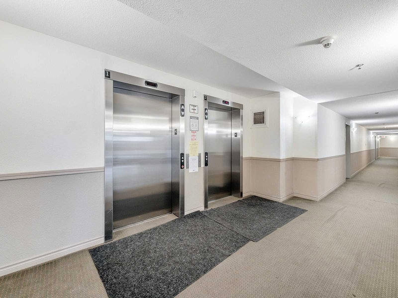 407 - 684 Warden Ave, Toronto, M1L4W4 | Image 3