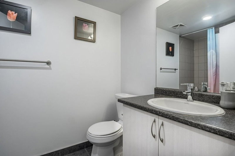821 - 8 Trent Ave, Toronto, M4C 0A6 | Image 2