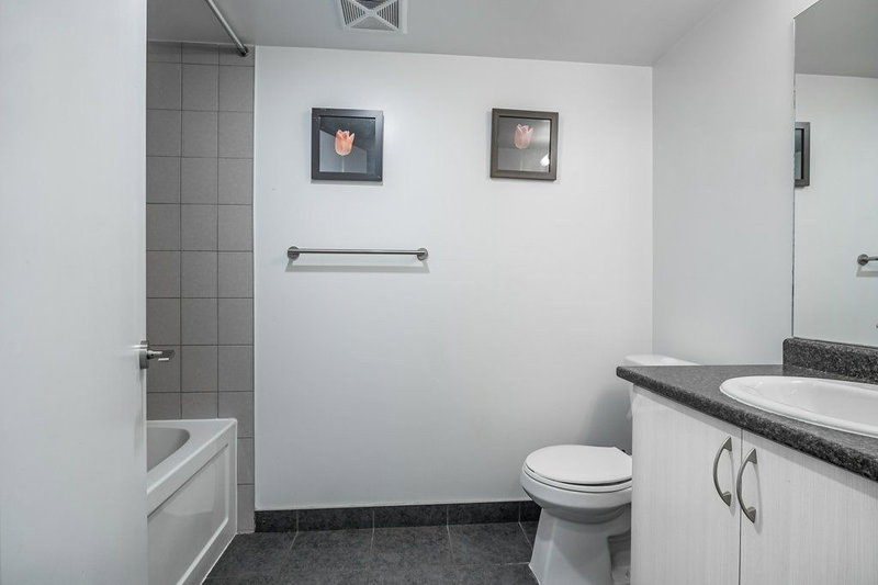 821 - 8 Trent Ave, Toronto, M4C 0A6 | Image 3