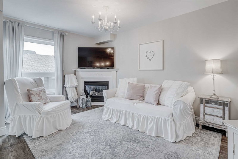 149 Carnwith Dr E, Whitby, L1M2J5 | Image 3