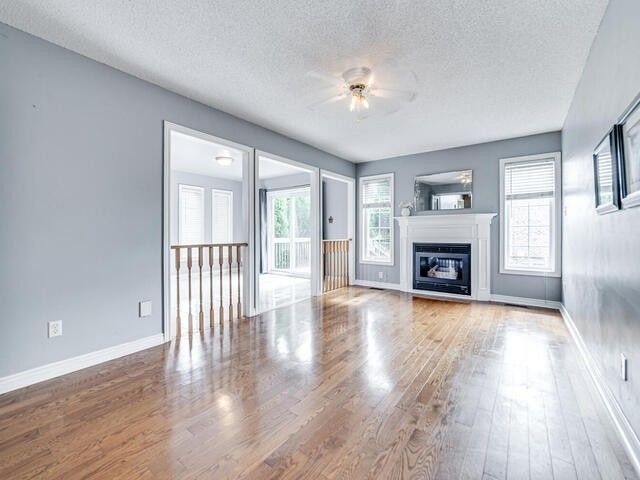 33 Emmett Pl, Whitby, L1R 2B4 | Image 2