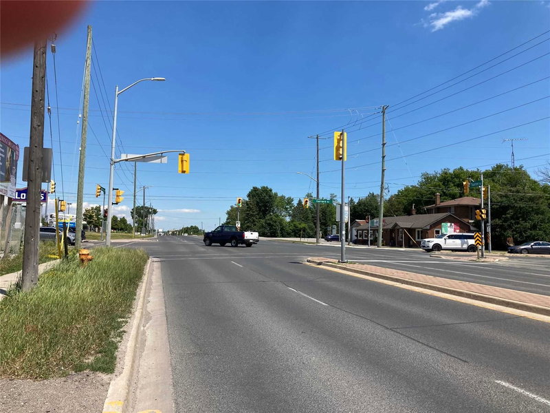 915 Taunton Rd E, Whitby, L1R3L7 | Image 3