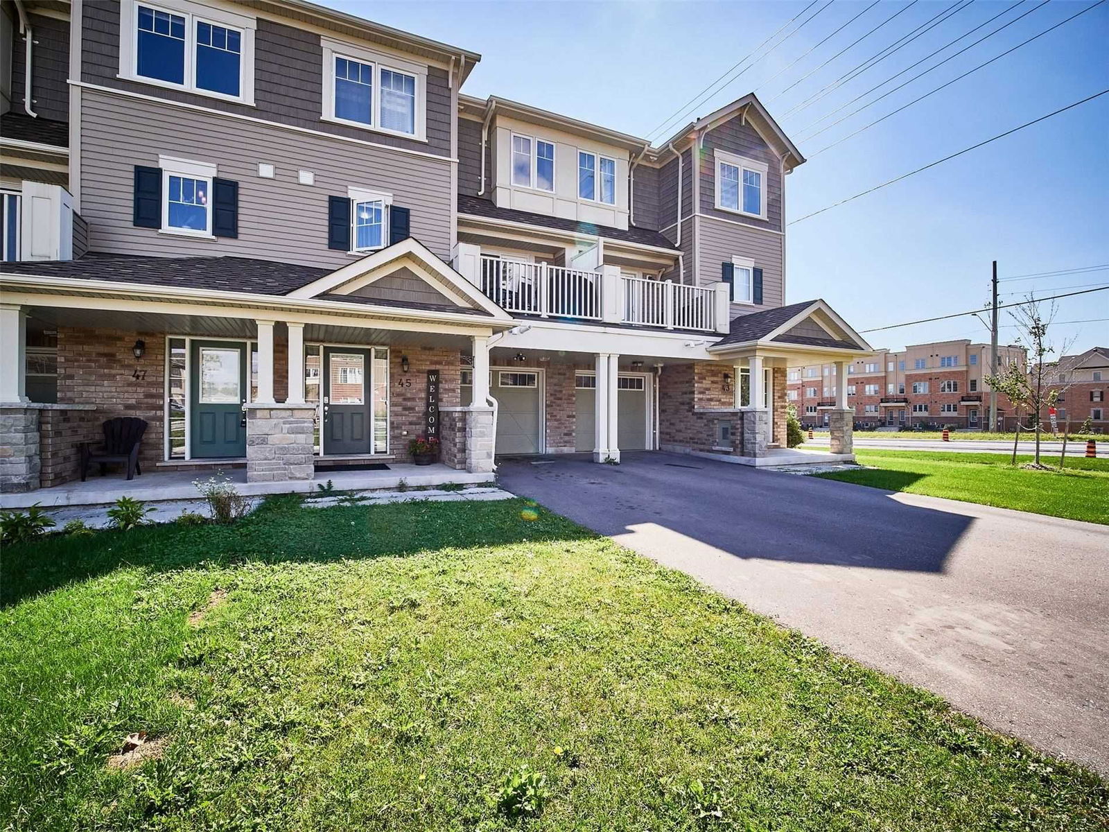 Townhouse sold at 45 Far North Court, Oshawa, Windfields, L1L0J5 - MLS: E5375112