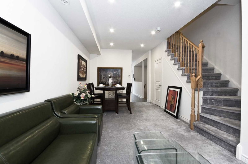 3 - 5 Eaton Park Lane, Toronto, M1W0A5 | Image 2