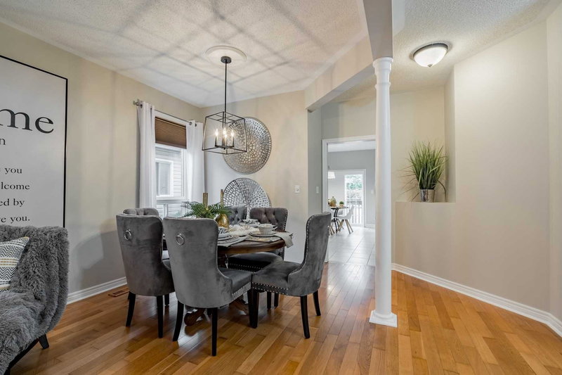 16 Cody Ave, Whitby, L1M1K8 | Image 2