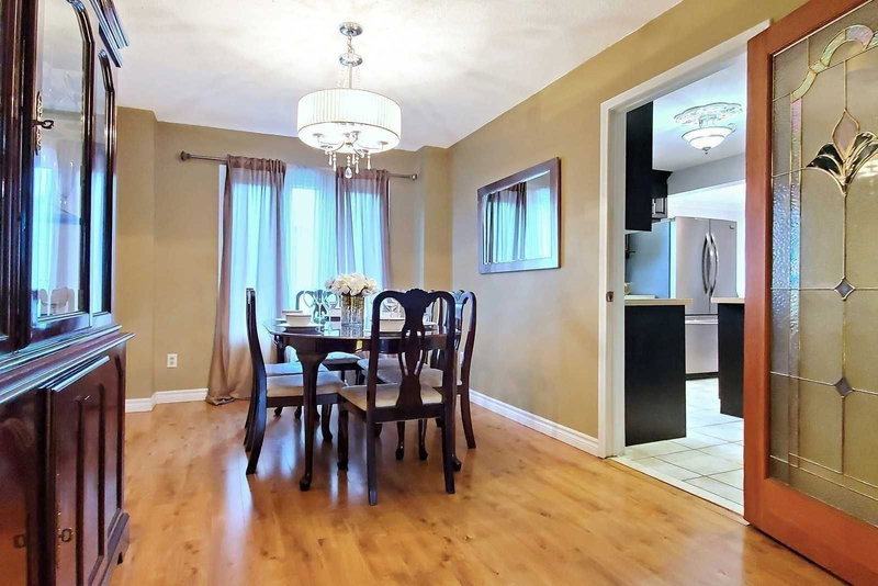 58 Grover Dr, Toronto, M1C4V7 | Image 2