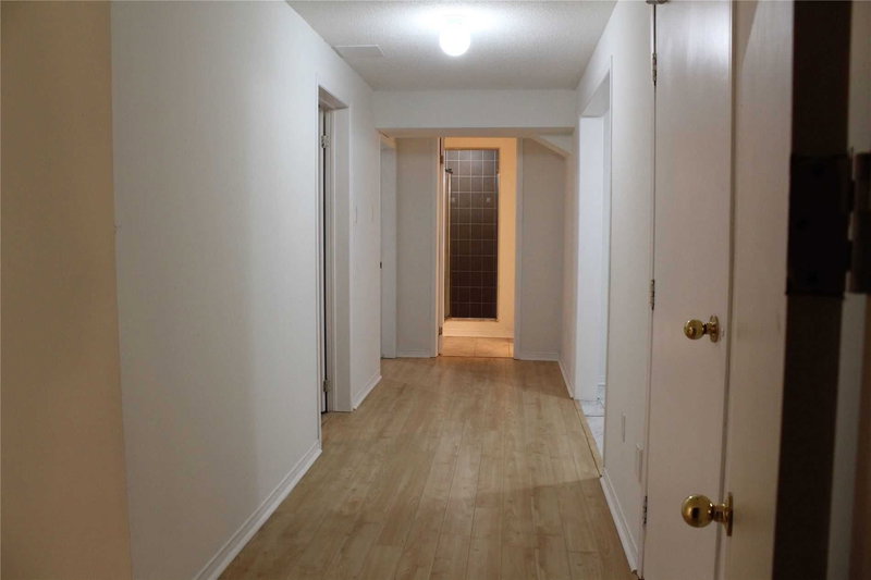 Lower - 1 Bridgid Dr, Whitby, L1P1T7 | Image 3