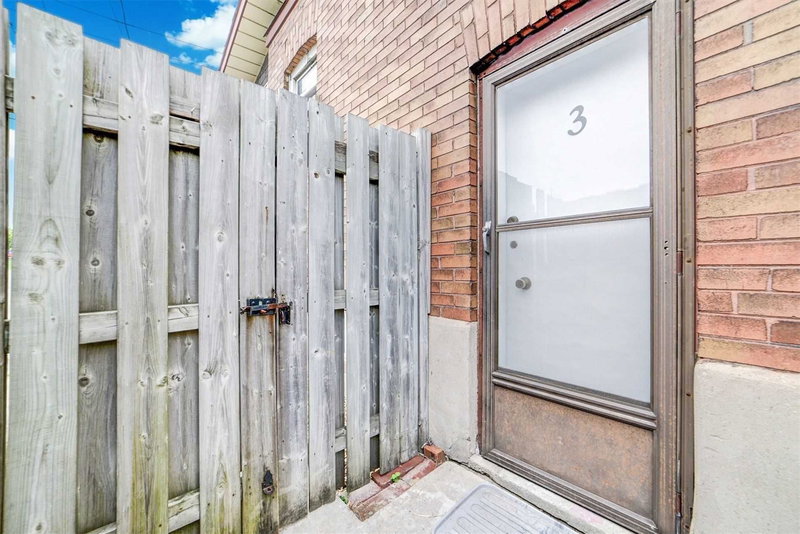 Bsmt - 35 Gibbons St, Oshawa, L1J4X8 | Image 3