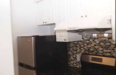 Unit 2315 — 1 Lee Centre Dr, Toronto - Woburn image-0-4