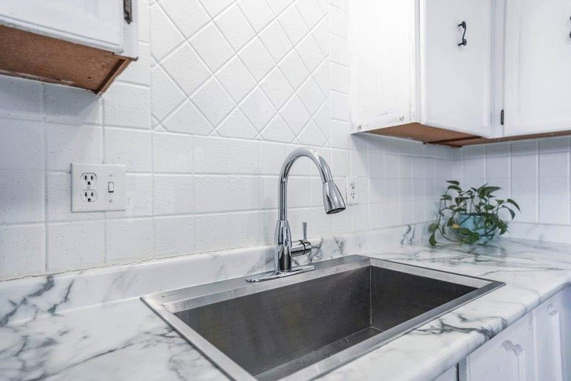 1312 Cherrydown Dr, Oshawa, L1H8C9 | Image 2