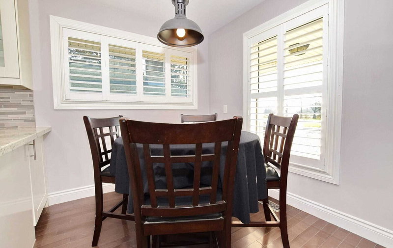 110 Front St E, Whitby, L1N1A1 | Image 3