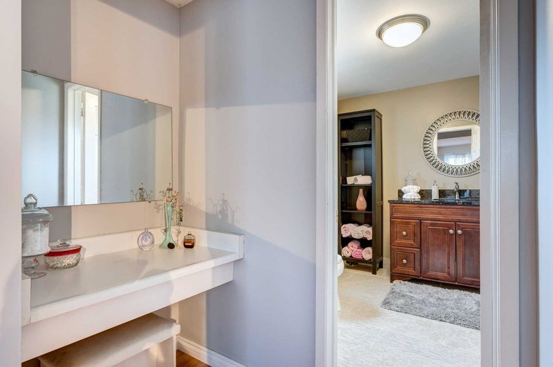 41 Coomer Cres, Ajax, L1T3C7 | Image 2