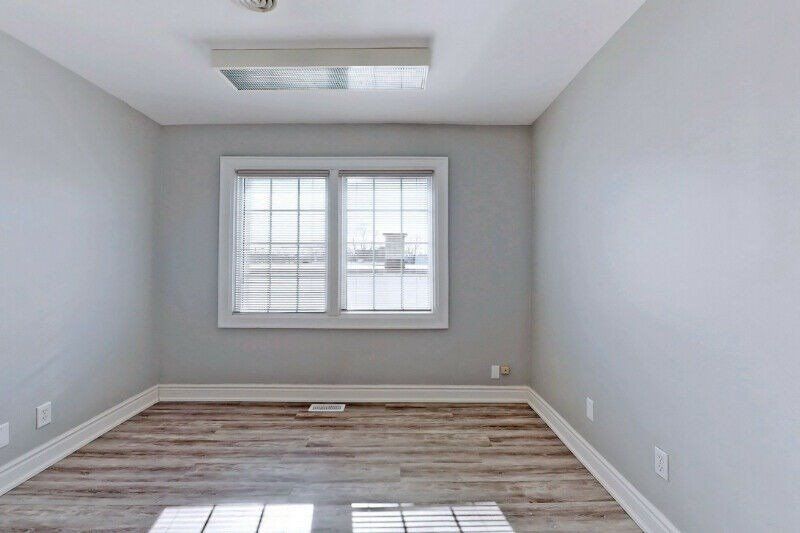 4 - 71 Albert St, Oshawa, L1H4R1 | Image 3