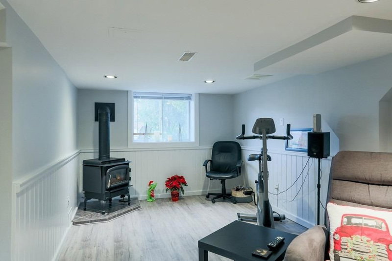 8 Wolcott Ave, Toronto, M1L4K1 | Image 3