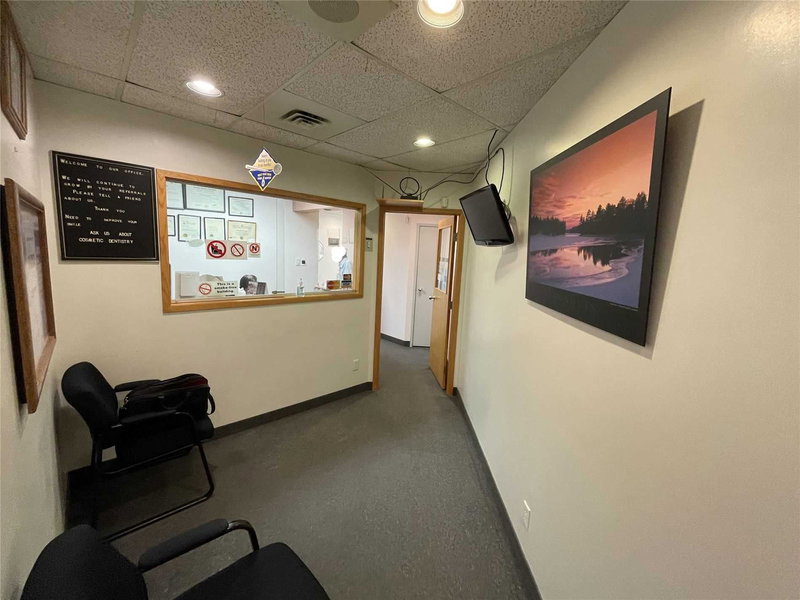 305 - 3852 Finch Ave E, Toronto, M1T3T9 | Image 2