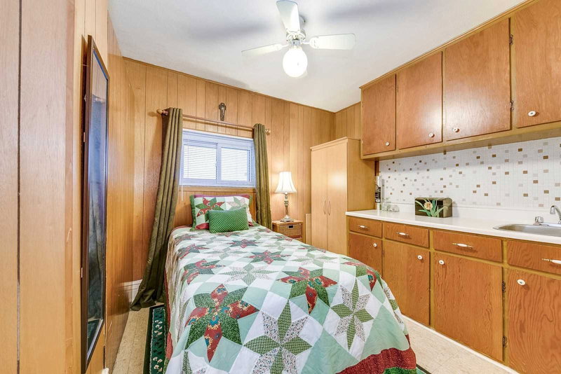 168 Waverley Rd, Toronto, M4L3T3 | Image 2