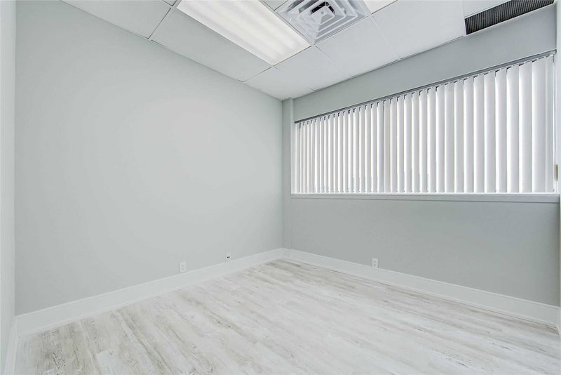 204 - 15 Harwood Ave S, Ajax, L1S2B9 | Image 2