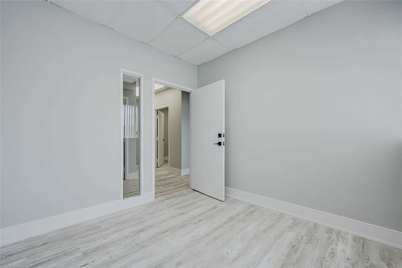 204 - 15 Harwood Ave S, Ajax, L1S2B9 | Image 3