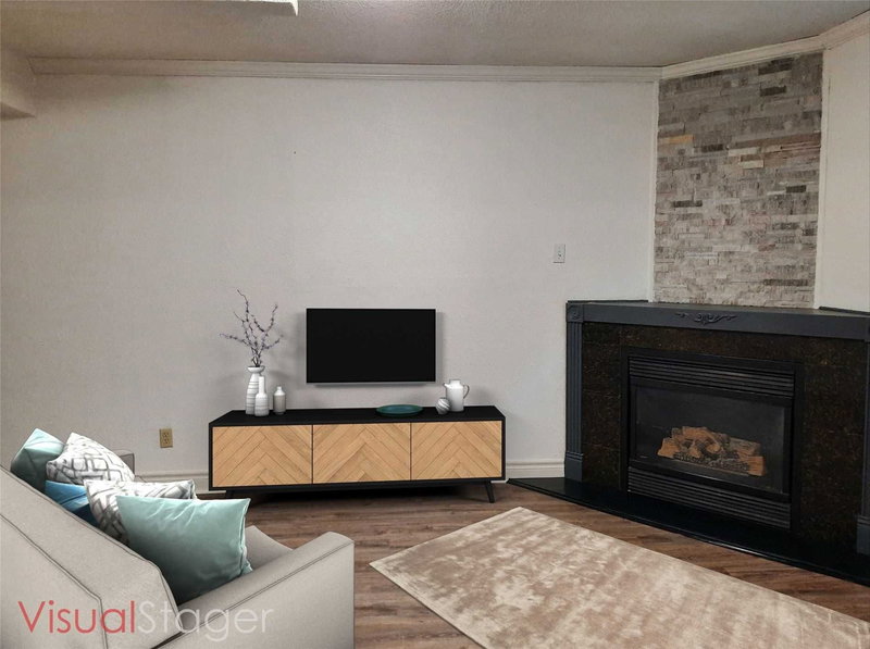 Lower - 895 Liverpool Rd, Pickering, L1W1S5 | Image 2