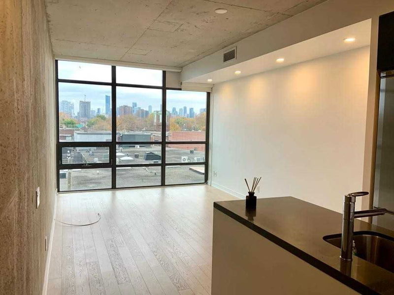 Room2