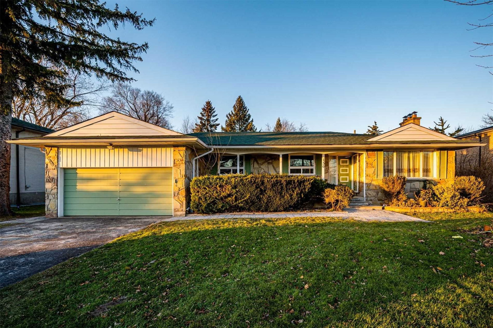 Detached House leased at Upper-156 Guildwood Pkwy, Toronto, Ontario, M1E1P4 - Guildwood - MLS: E5477171