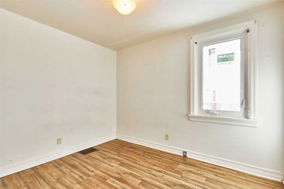 272 Huron St, Oshawa - Central image-0-3