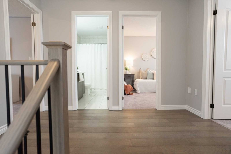 1502 Dunedin Cres, Oshawa, L1K0T9 | Image 3