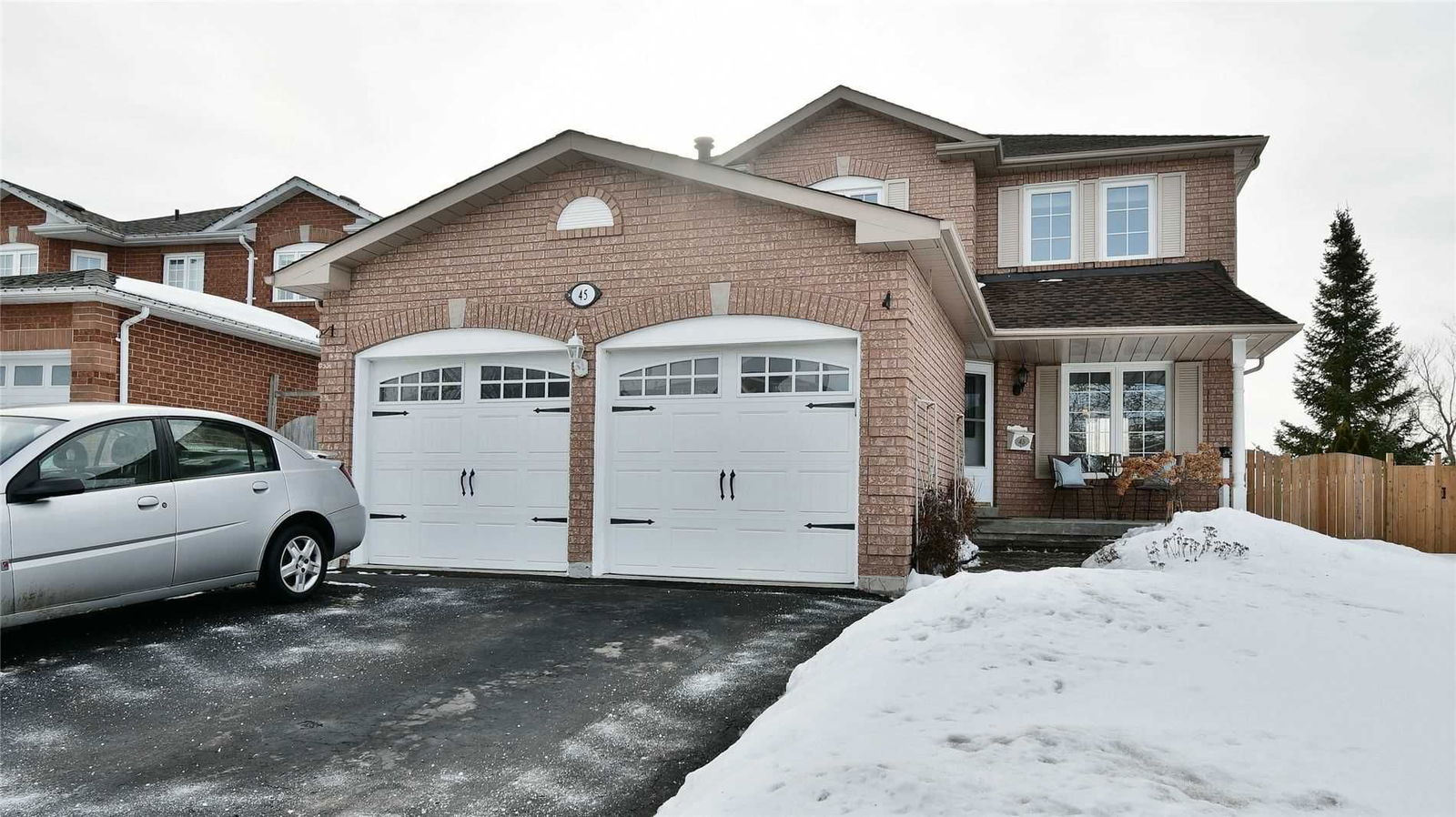 Detached House sold at 45 Bonnycastle Drive, Clarington, Bowmanville, L1C4T1 - MLS: E5496557