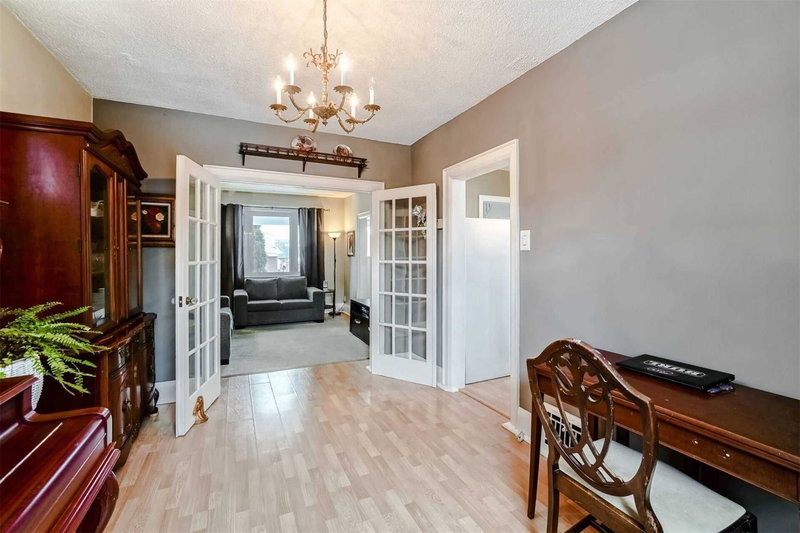 228 Ritson Rd S, Oshawa, L1H5H7 | Image 2