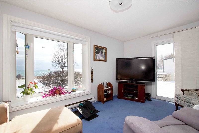 87 Bluffs Rd, Clarington, L1B 1A6 | Image 2