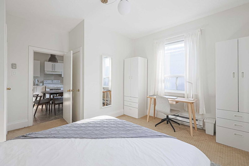 48 St Dunstan Dr, Toronto, M1L2V5 | Image 3