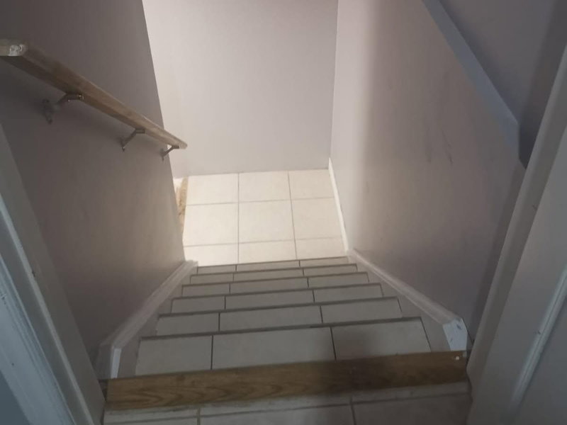 Bsmt - 3 Hesham Dr, Whitby, L1M2J9 | Image 3