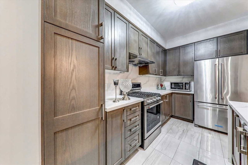 2339 Usman Rd, Pickering, L1X 0E1 | Image 3