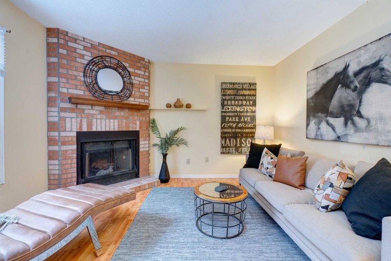 1540 Marshcourt Dr, Pickering, L1V6C6 | Image 3