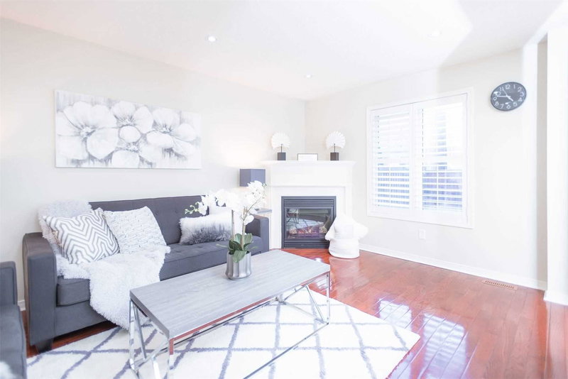 6 Camill Ave, Ajax, L1Z0J9 | Image 2