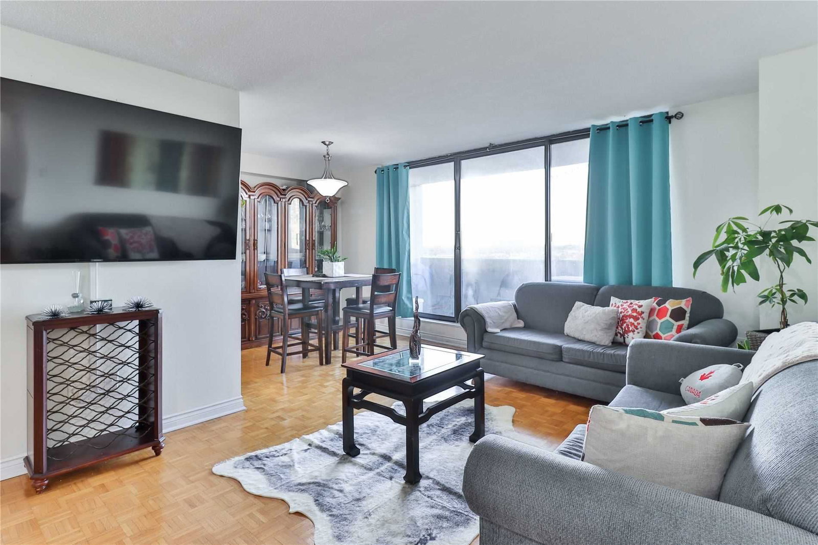 Listing Image 7