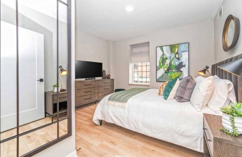 220 - 70 King St E, Oshawa, L1H 0A2 | Image 2