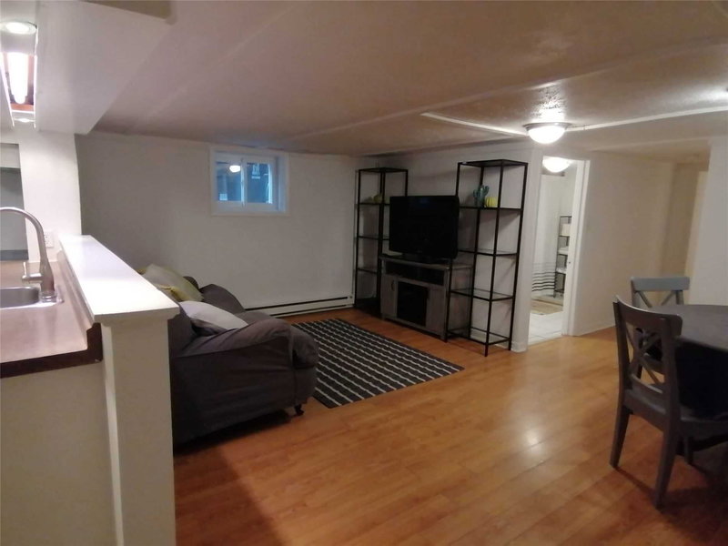 Lower - 29 Scarboro Beach Blvd, Toronto, M4E2W9 | Image 3